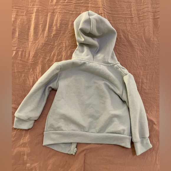 Lila & Jack 2 Piece set. Zip up jacket & sweat pants. - Picture 5 of 6